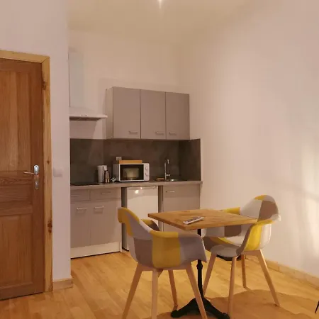 Centre Renoves Апартаменты *