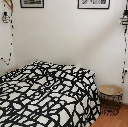 Centre Renoves Apartment *